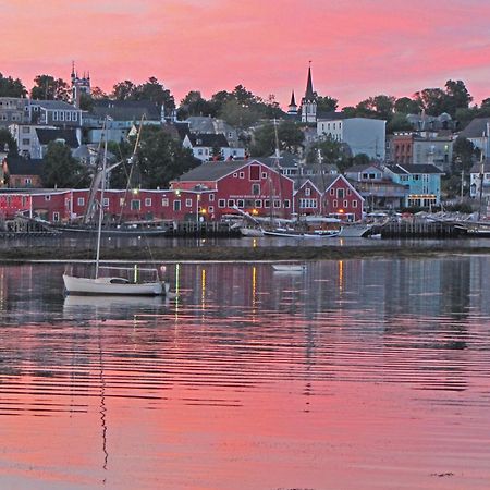Topmast Motel Lunenburg Dış mekan fotoğraf